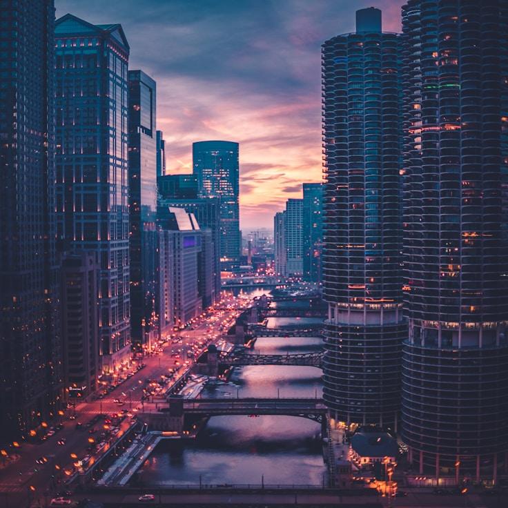 Parents evaluating schools in Spain